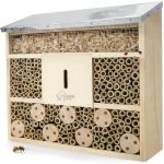 Beste insectenhotel WILDLIFE HOME Bijenhotel insectenhotel met metalen dak, onbehandeld, bijenhuis van massief hout voor bijen, lieveheersbeestjes en haarvliegen, insectenhuis, nesthulp, insectenhotel om op te hangen